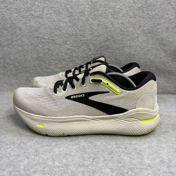Brooks Other - Brooks Ghost Max Men's Shoes Size 9 Gray Athletic Running Sneakers 1104061D071